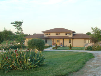 lincoln_heritage_winery_homepage_2001002.jpg